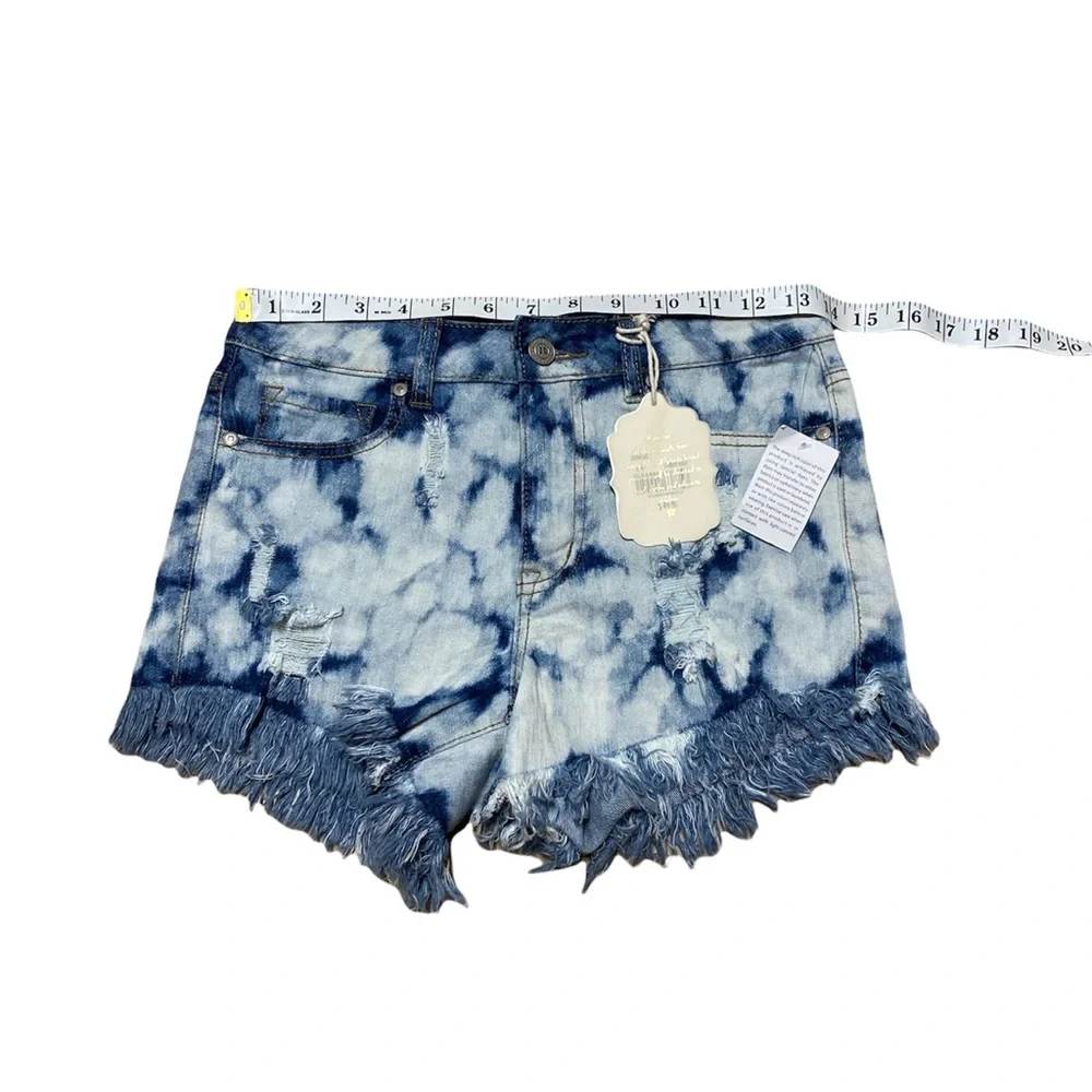 Altar’d State High Rise Jean Shorts Women’s 26 Bleached Raw Hem Casual Denim New